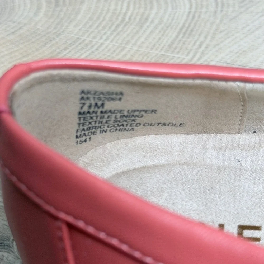 Anne Klein Zasha Loafer Size 7.5M Coral Pink Espadrille iFlex Woven Slip On Flat
